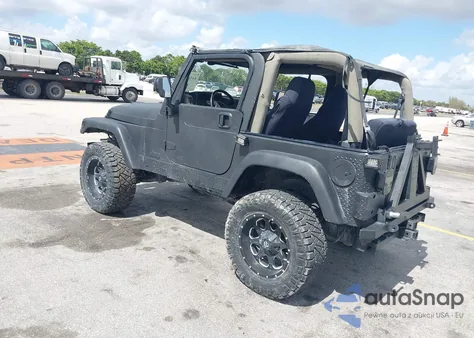 2003 Jeep Wrangler Sahara z USA, uszkodzony, nr VIN 1J4FA59SX3P307688